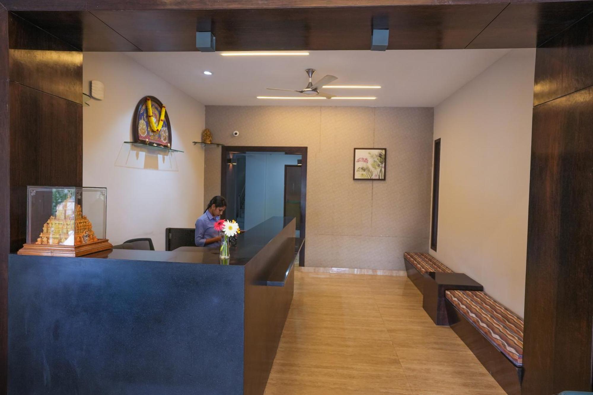 Vaishnavi Residency 호텔 벵갈루루 외부 사진